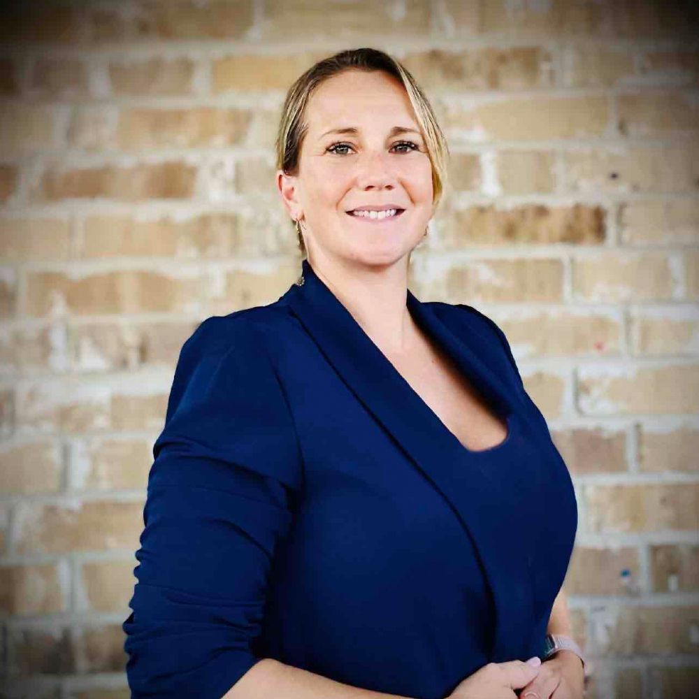 Victoria Robison Curb Hero victoria-robison-curb-hero